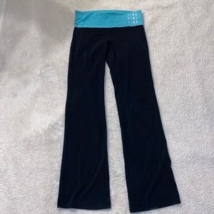 PINK Incredible Yoga Flare